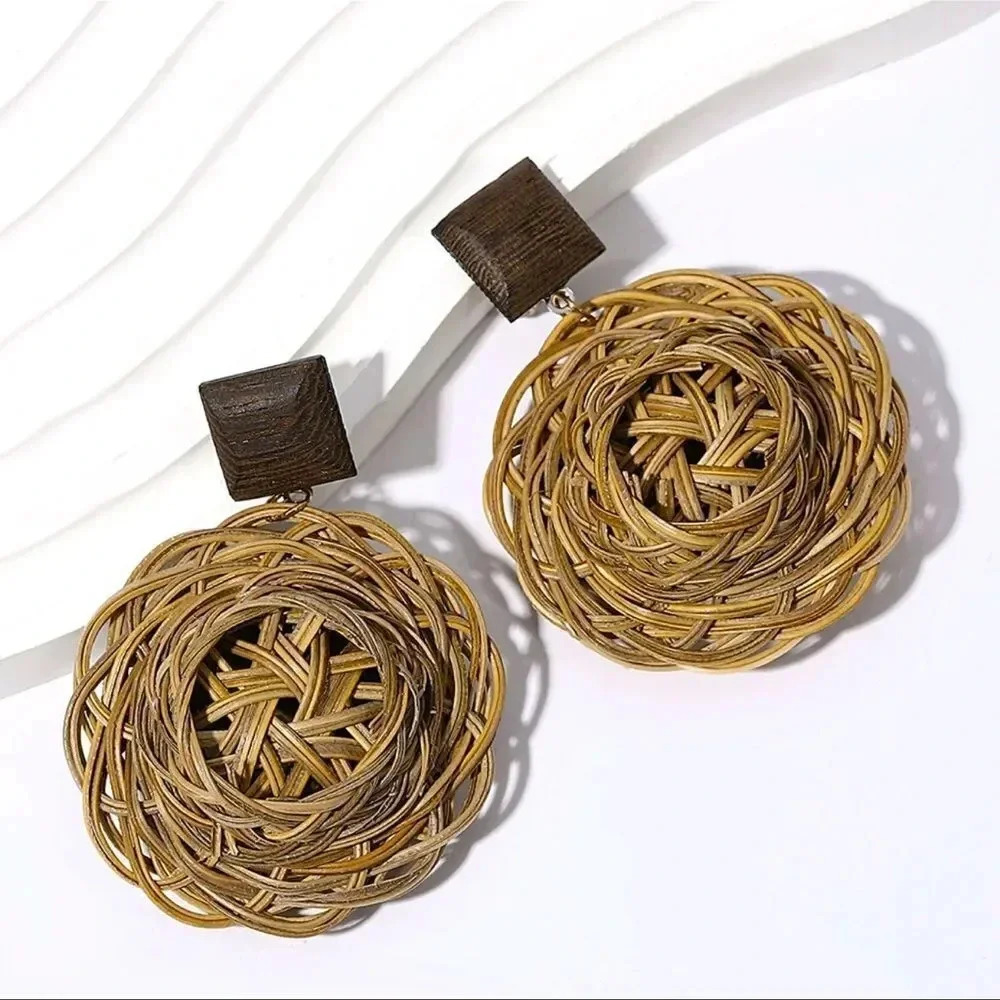 Anthro Rattan Knit Bohemian Earrings - Picture 3 of 10